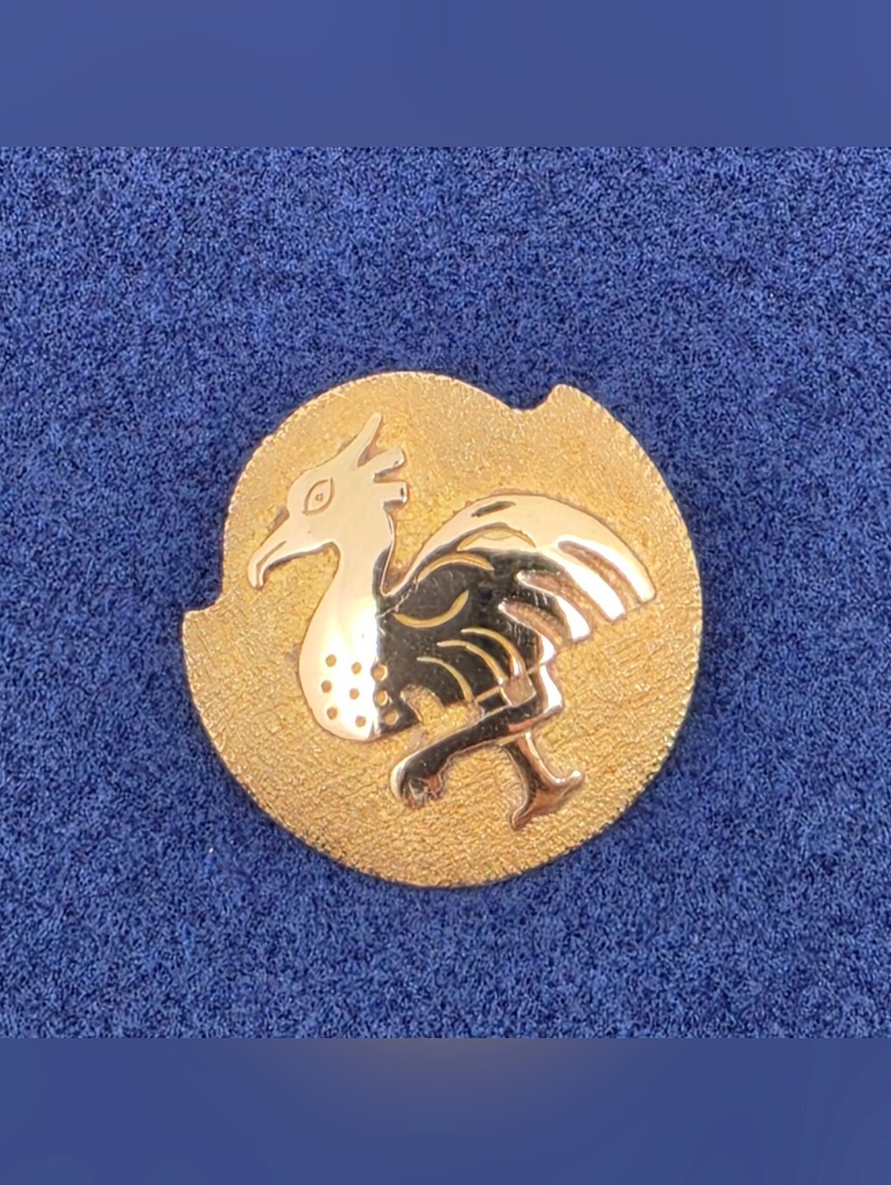 Vintage 18k Yellow Gold Hoatzin Bird Folk Art Ecuador Brooch Pendant